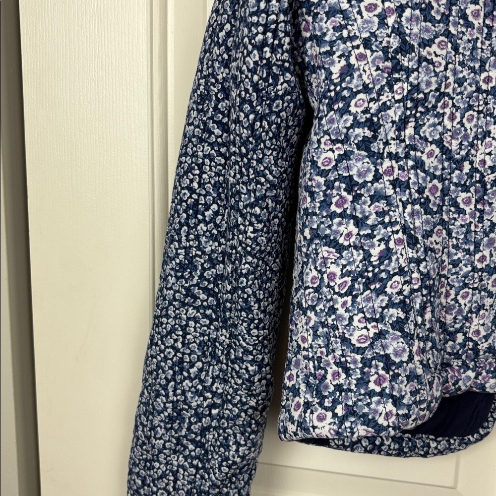 Joie Navy Floral Quilted Cropped Jacket - S - Picture 7 of 7